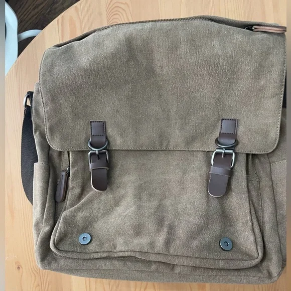 Canvas Messenger Bag for Men Women Travel Satchel Shoulder bag
15.6 Inch Laptop - Picture 9 of 10